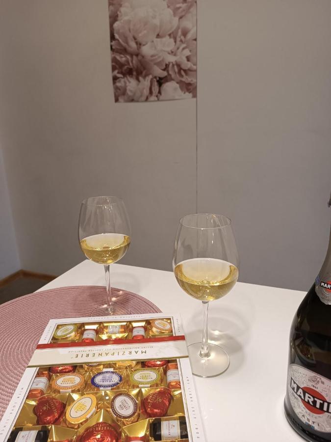 Apartamenty Wiktoryn 6A 바르샤바 외부 사진
